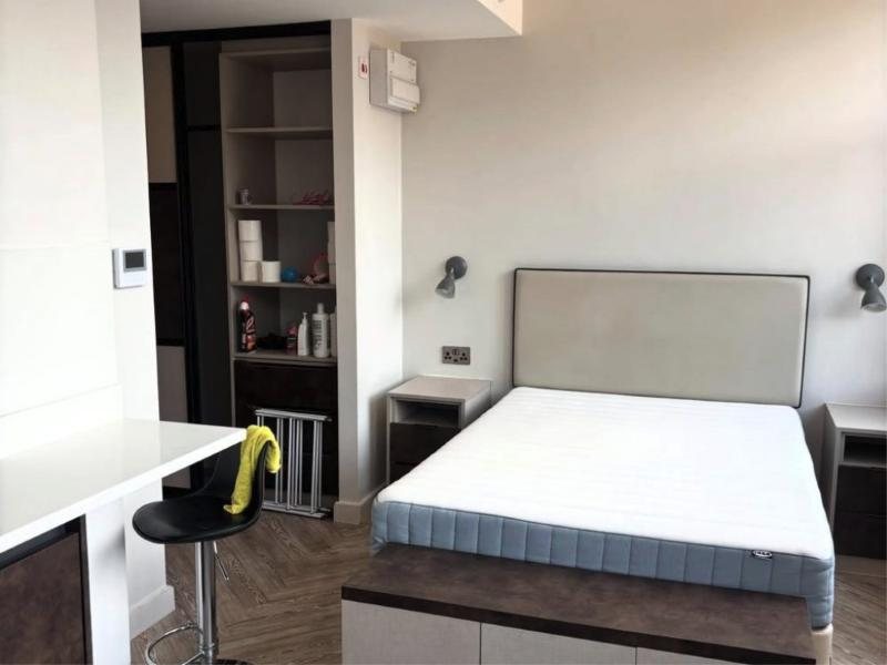 A clean, empty bedroom ready for the next tenant